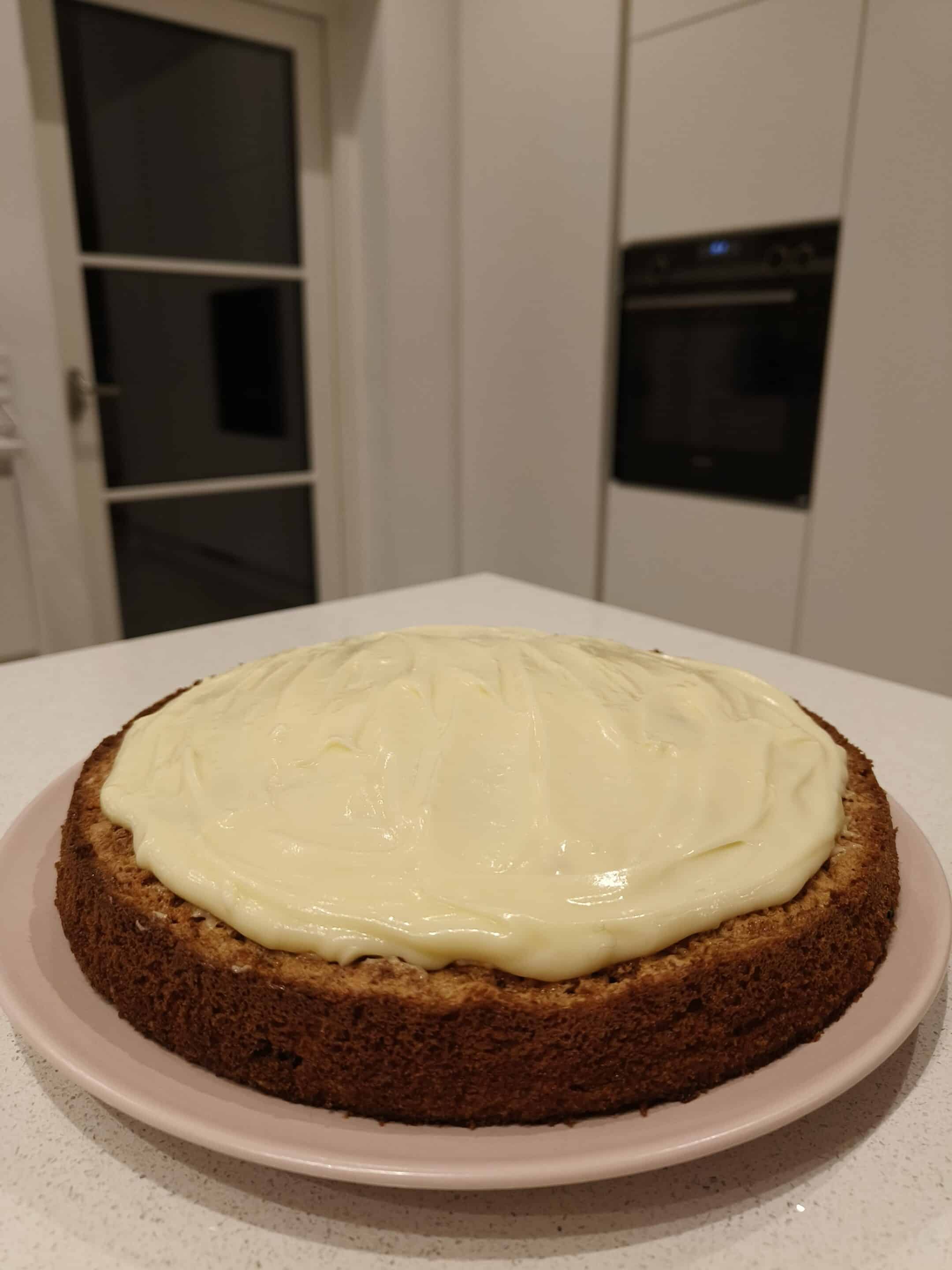 Glutenfri gulerodskage